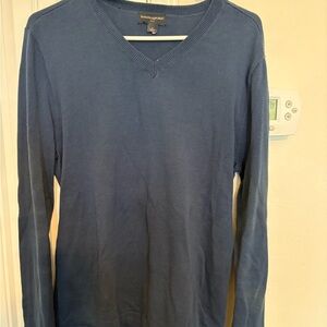 Banana Republic Men's Navy V-Neck Sweater